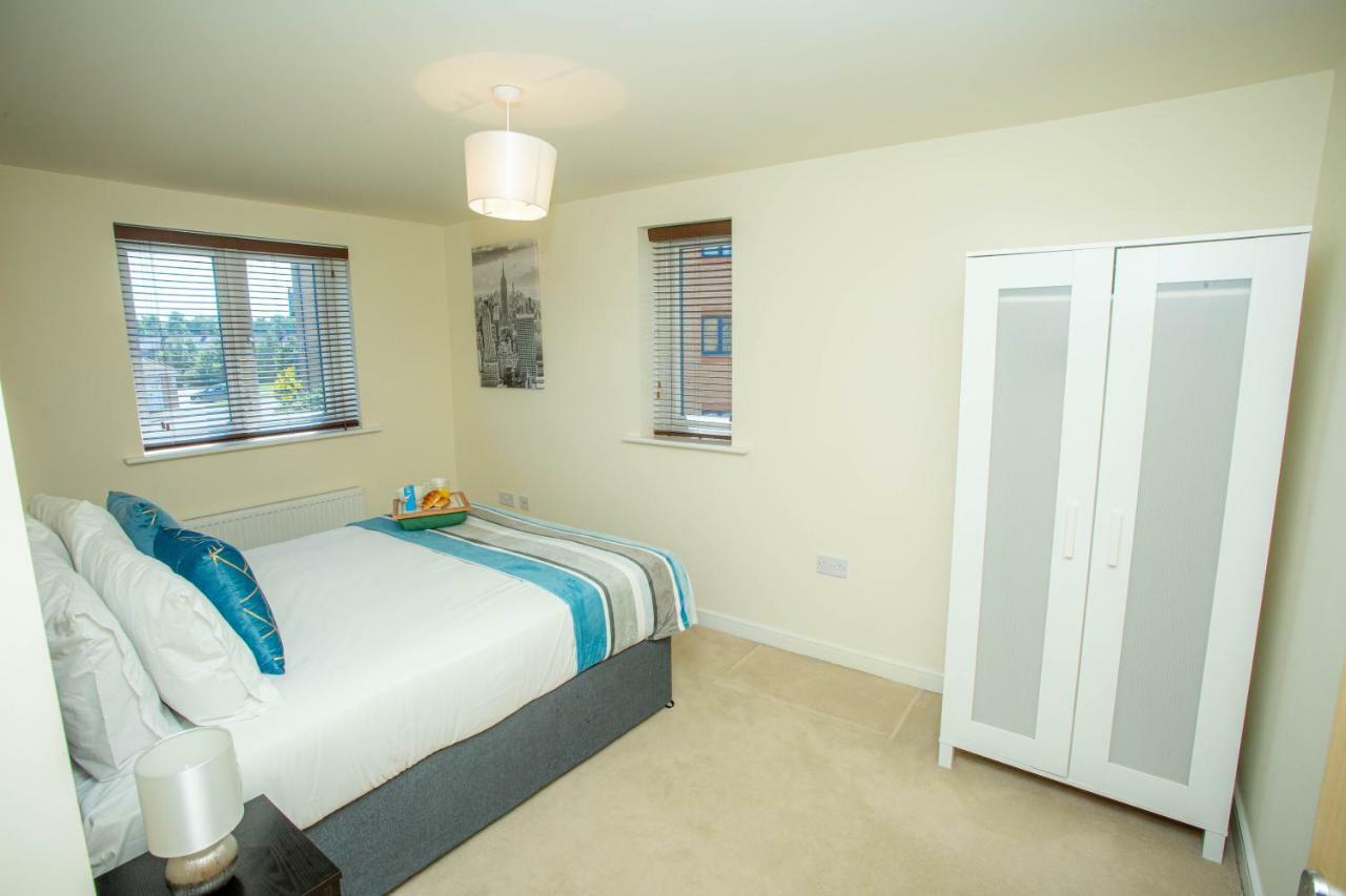 Lake View Apartment Northampton Ngoại thất bức ảnh